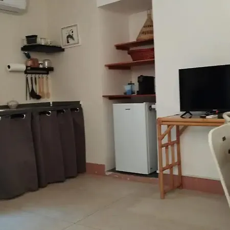 Διαμέρισμα Garden At Palazzo Famularo Λέτσε