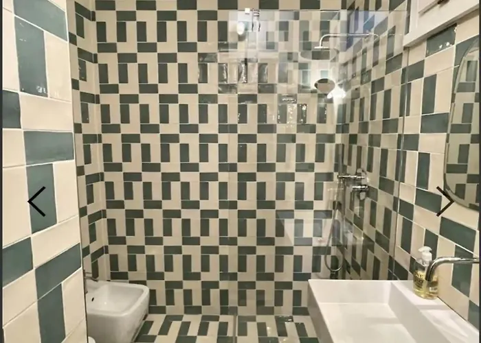 Garden At Palazzo Famularo Apartman *