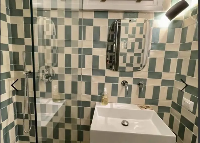 Garden At Palazzo Famularo Apartman