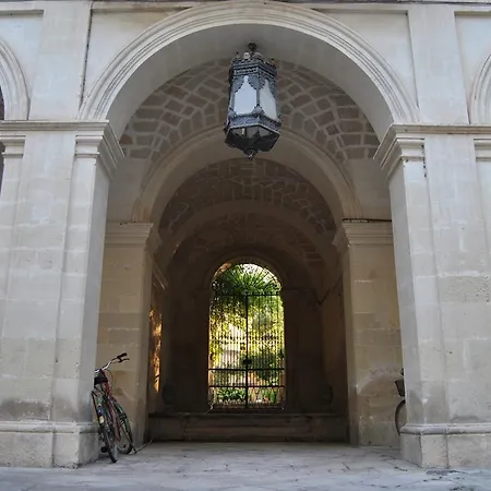 Garden At Palazzo Famularo Lecce