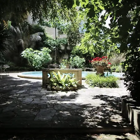 Appartement Garden At Palazzo Famularo
